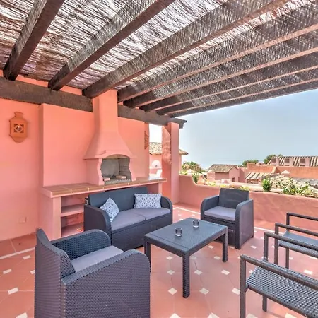 Luxury Penthouse In Jardines De Don Carlos Марбелья