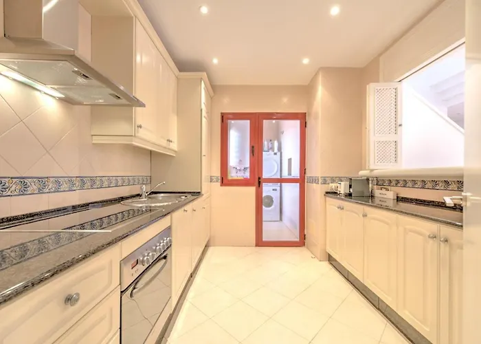 Luxury Penthouse In Jardines De Don Carlos شقة *