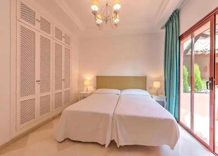 Luxury Penthouse In Jardines De Don Carlos