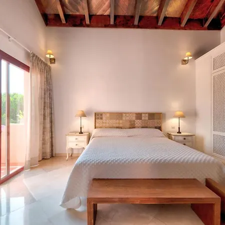 Luxury Penthouse In Jardines De Don Carlos Apartment Marbella