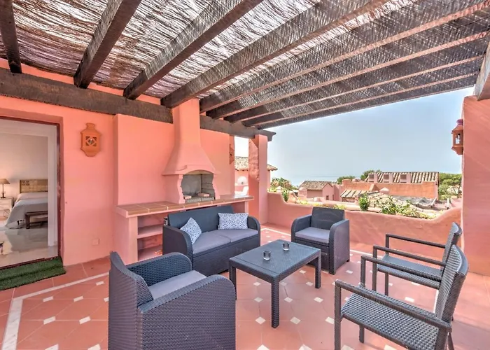 Luxury Penthouse In Jardines De Don Carlos Marbella