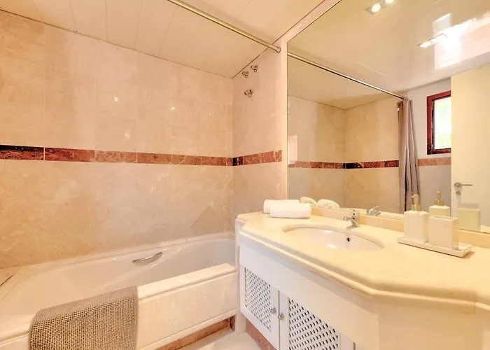 Luxury Penthouse In Jardines De Don Carlos Marbella