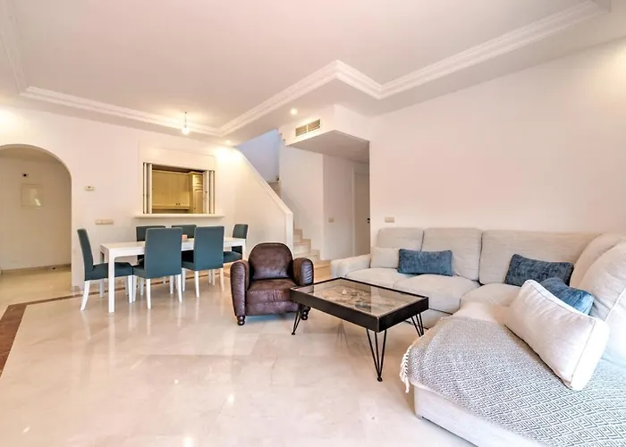 Luxury Penthouse In Jardines De Don Carlos Marbella